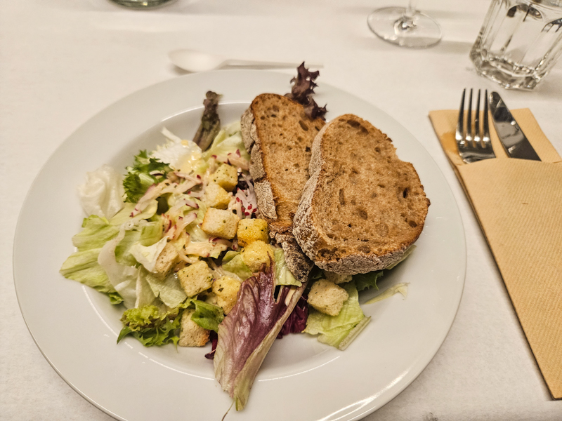 Salatvorspeise an der Emmi Generalversammlung 2026
