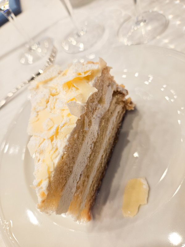 Kaffee und Dessert an der WWZ Generalversammlung 2026