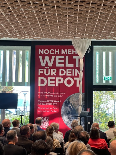 Bühne am Börsentag Zürich 2026 mit Publikum